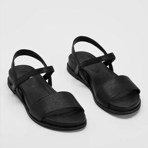 Eileen Fisher Demo Leather Ankle-Strap Sandal Size 8.5